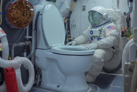 Kosmiczna toaleta - wszystko co chcesz wiedzieć a wstydzisz się zapytać